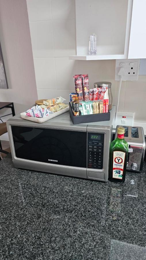 67 The Shades - Luxury Apartment In Umhlanga - Airconditioning Throughout And Inverter ダーバン エクステリア 写真